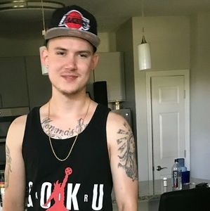 Meet your Posher, James